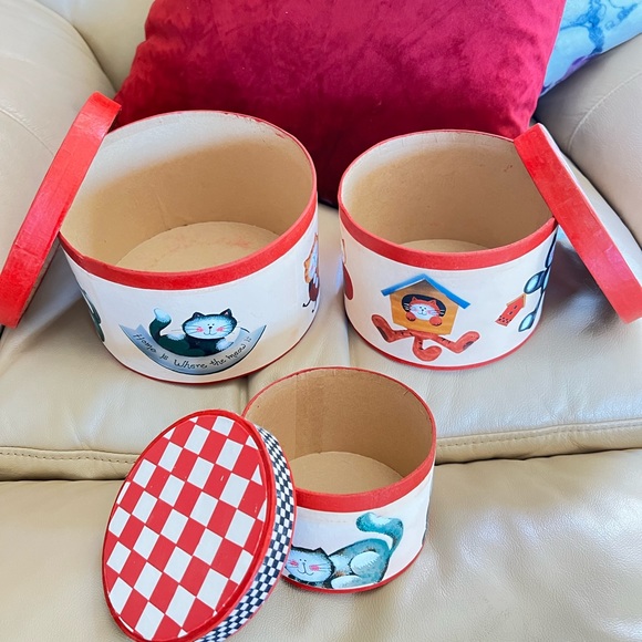 Nested 3 Cats 7" x 4.5" 6" x 4.25" 4.5"x3" Round Lids Gift Stackable Boxes NEW - Picture 4 of 7